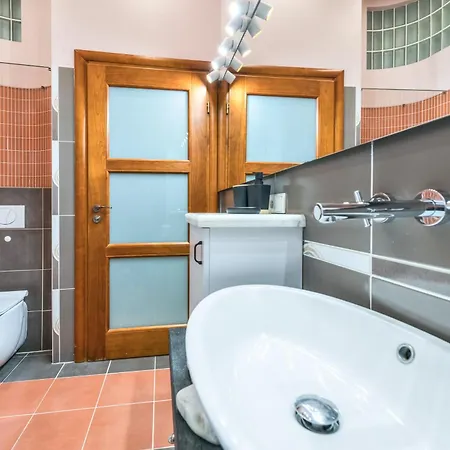 Dr - Harbor Apartmán *